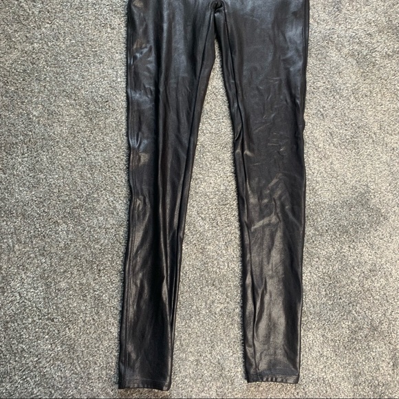 SPANX Black Shiny Leggings - Picture 4 of 9